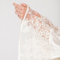 Angela robe