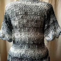 Дантелена жилетка