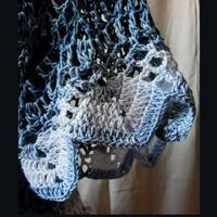 Дантелена жилетка