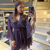 Рокля Деси
