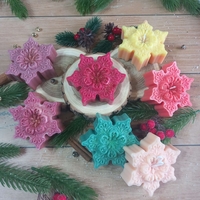 Ароматна свещ  снежинка 