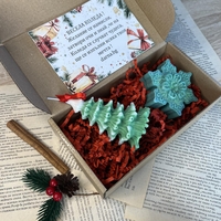 Коледна кутия елхичка и снежинка вариант 2