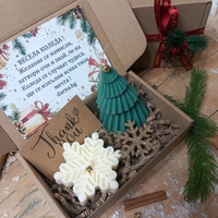 Коледна кутия елхичка и снежинка вариант 3