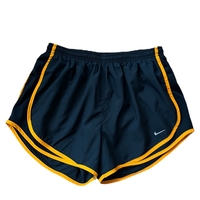 Къси спортни панталони NIKE