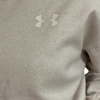 Дамска ватирана кроп топ блуза UNDER ARMOUR