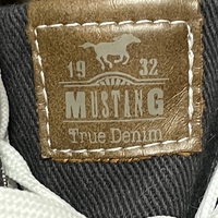 Кецове MUSTANG