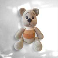 Плюшено ръчно плетено мече „Honey Teddy“ – 50 см