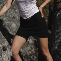 SILENT CUT SKIRT