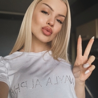 Тениска  с кристали
