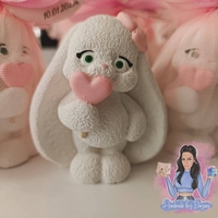 Подаръци за гости - зайче със сърце