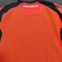 Adidas techfit тениска L размер