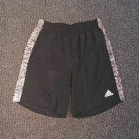 Adidas шорти S мъжки