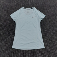 Nike дамска тениска   XS размер
