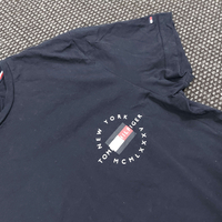 Tommy hilfiger L размер тениска