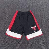 Adidas Chicago Bulls M размер шорти