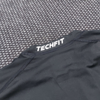 Adidas L techfit тениска L размер