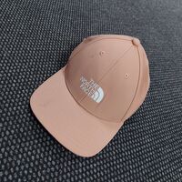 The north face шапка мъжка