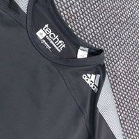Adidas techfit тениска L размер