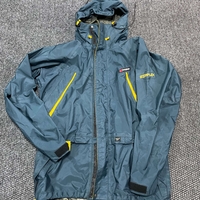 Berghaus gore-tex яке L размер