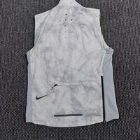 Nike 2in1 пухен елек с ветровка M размер