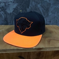 Adidas new york knicks шапка