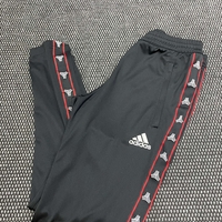 Adidas анцунг мъжки S размер