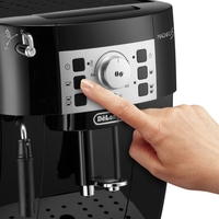 De'Longhi Magnifica S ECAM 22.112.B, 1450 W, 5 видове напитки, 15 бара,