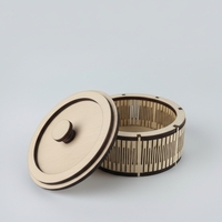 Кръгла дървена кутийка