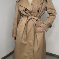 Trench coat 