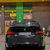 Двоен Оребрен Дифузьор за BMW E60 E61