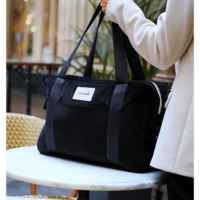 Водоустойчива чанта за пелени Noah Black