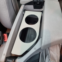 Поставка за чаши BMW E60, E61