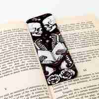 Книгоразделител Skeletton Romance