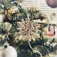 Снежинки - коледна украса