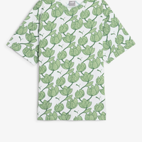 Puma ESS+ Blossom AOP Tee бяла тениска с принт • M
