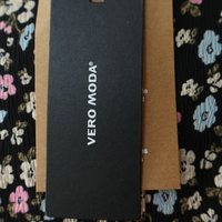 Vero Moda Флорална риза рокля • M