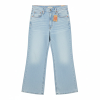 Levi’s Ribcage Bell Jeans • W31