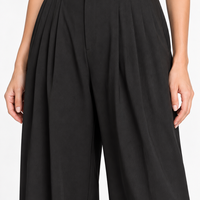 Vero Moda черен панталон с плисета • L