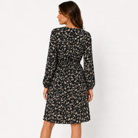 Vero Moda миди рокля • M