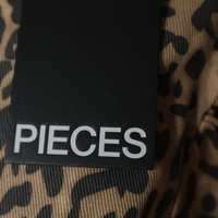 PIECES Леопардов топ с връзки • XL