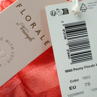 Triumph Wild Peony Florale W • 75E