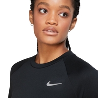 NIKE Dri-FIT Pacer Crew Top • L