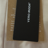 Vero Moda Вталено сако Pumice Stone • M EU 38