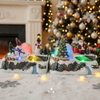 Светеща Коледна декорация с Дядо Коледа или Снежен човек – Празнична магия за вашия дом