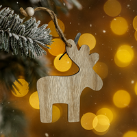 Изчистено дървено еленче - Празнична декорация за елха