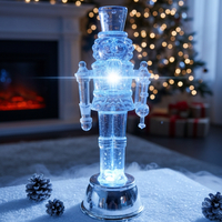 Светеща Коледна фигурка Лешникотрошачка – Войник с LED осветление