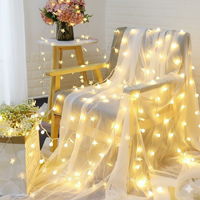 Многоцветни светещи коледни LED лампички със звездички