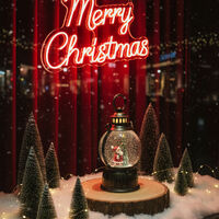 Голям LED коледен фенер с ефект на падащ сняг – приказна светлина и празнична магия