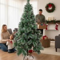 Коледна елха с шишарки и бели заскрежени връхчета