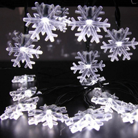 Многоцветни коледни LED лампички със снежинки - Многоцветни дължина - 5м 28бр лампички